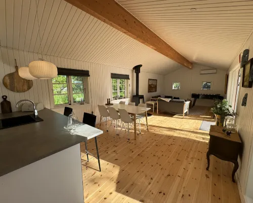 Big Renovated Cottage with Soul and Love Hotels in Grevinge
