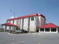 La Quinta Inn & Suites by Wyndham Wytheville Hotels in Wythe County