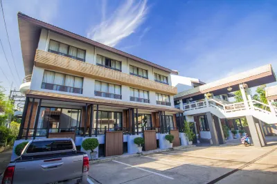 Tohsang Heritage Ubon Ratchathani Hotel Các khách sạn gần Wat Ban Kho