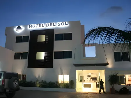 Hotel Del Sol