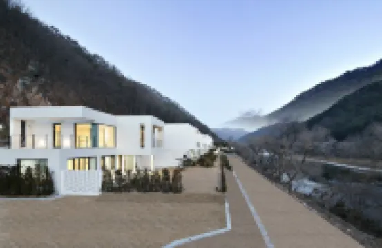 Yeongwol Be Bridge Pool Villa Pension فنادق في 
