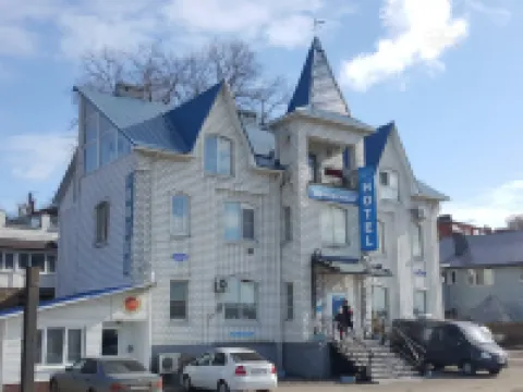 Прибрежная Отели в г. 