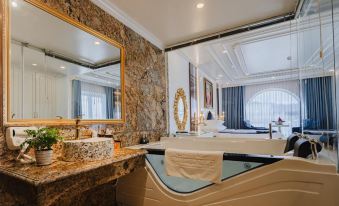 GRAND VIEW PALACE HALONG HOTEL