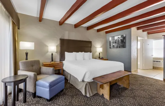 米申貝斯特韋斯特酒店