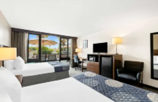 Best Western Yacht Harbor Hotel