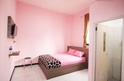 MP Hotel Purwakarta Hotel dekat Karya Tani
