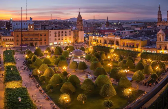 萊昂廣場華美達酒店