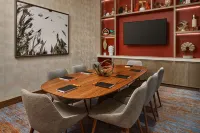 Lively Hotel on Oak Oklahoma City, Tapestry by Hilton - 4-Star