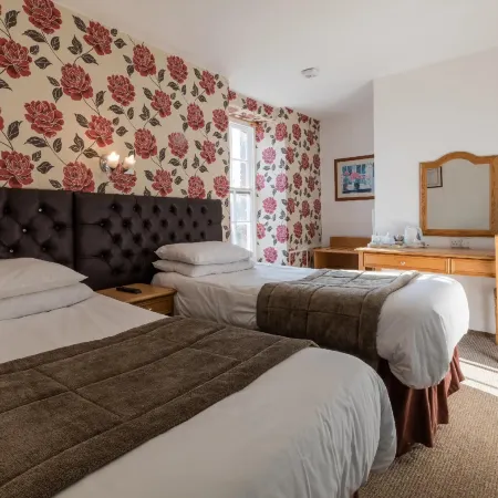 The George Hotel