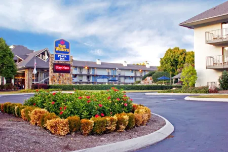 Best Western Plaza Inn Отели рядом с достопримечательностью «Gateway RV Park & Campground»