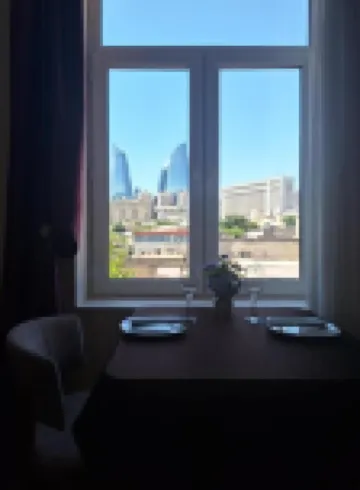 Qiz Galasi Hotel Baku アゼルバイジャン カーペット博物館周辺のホテル