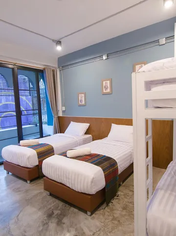 รูปภาพของสุรีย์ เฮาส์