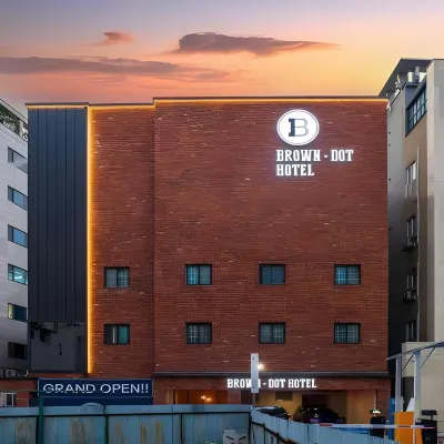 Brown Dot Hotel Suwon Jeongja Branch マンスクパーク周辺のホテル