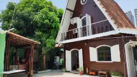Pousada Alojaki Hostel Hotel di 