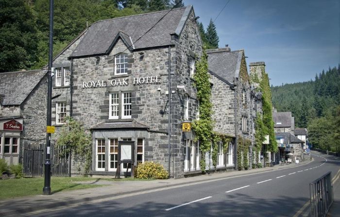 Royal Oak Hotel