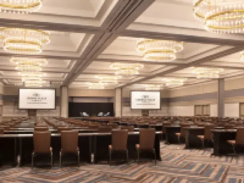 Crowne Plaza ATLANTA PERIMETER AT RAVINIA by IHG Hotels in Dunwoody