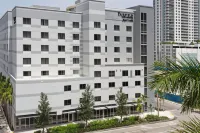 Fairfield Inn & Suites Fort Lauderdale Downtown/Las Olas Hoteles cerca de Old Dillard Museum