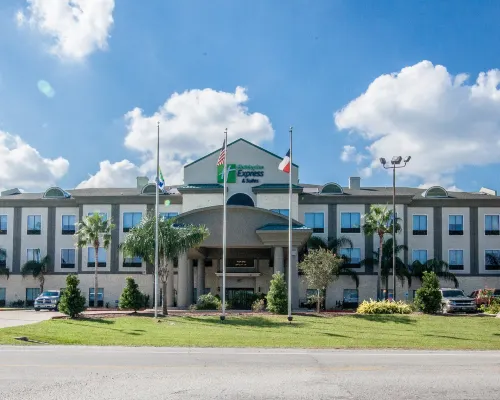 Holiday Inn Express & Suites HOUSTON-ALVIN by IHG Hotels in Alvin
