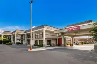 Clarion Inn Cleveland Near University - Pet friendly