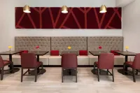 Hilton Garden Inn Long Island City