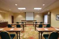 Hampton Inn & Suites Hartford/East Hartford Отели в г. Хартфорд