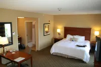 Hampton Inn & Suites Paducah - Lemmikkieläimet sallittu