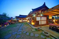 Jeonju Hanok Village Seoro - Country Houses
