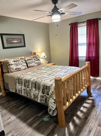 New! Beautifully updated private home near White River and Bull Shoals