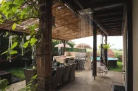 Traumhafte Ferienwohnung zum See. Mit Pool, Whirlpool, Sauna und Outdoor-küche Stadtlauringen 호텔