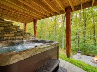 Honey Bear Cabin at Trickle Creek Hotels in Marion Township