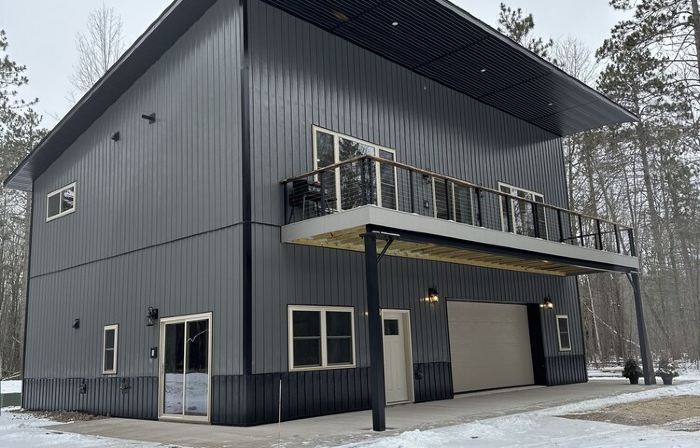 Big Chip - 1 is in the heart of the Chippewa Flowage 20 minutes from Hayward, WI