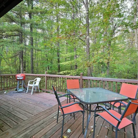 Muskie Ridge- beautiful and rustic 3 bedroom cabin near the Chippewa Flowage.