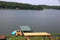 Lakefront, Amazing Views, Boat Rentals Available Hotels in Johnson County