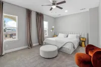 Luxe-haven: Brand New Luxury Designer Home in Garland Texas