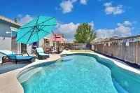 Family Pool Home – Saltwater Pool & Fire Pit – 2 King Suites – Sleeps 12