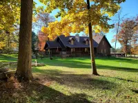 Spring Acre Log Cabin Hotel in zona Leaman's Place Covered Bridge