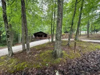 Newly renovated 2 bedroom cabin near Cave Run Lake & Red River Gorge