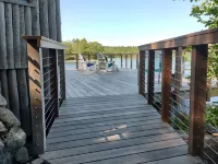Cozy waterfront log cottage with huge outdoor living area. Hotels in South Bristol
