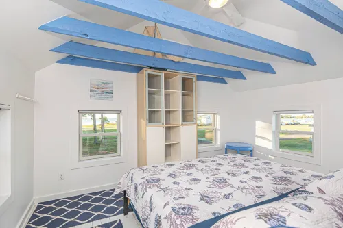 Charming Waterfront Farmhouse 10 Minutes from Blackwater NWR - Pet Friendly