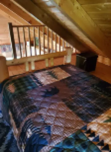 Peaceful, secluded mountain escape in Gap Mills, WV.