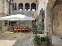 Historic manor house from the 1800s with private swimming pool, in Orvieto, Umbria Hotel a Montecchio