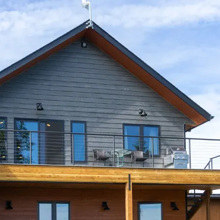 Beachfront property! 2 Bed/2 Bath and no added cleaning fees