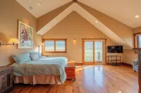 Skiers Special! Discounted Rates and Shorter Stays Through 12/19/2025!