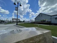 Updated Historic Home, in the Heart of Greenfield. Walking distance to downtown! فنادق في جرينفيلد