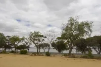 Lake Bonney Views - Cabin Retreat