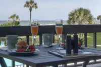 Relaxing Oceanfront Condo -Seaglass Spectacular Ocean Views from every room