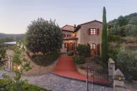 Corte della Luna, elegant villa with swimming pool surrounded by a suggestive olive grove - 4성급
