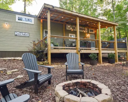 Mountain Abode Tiny House: Your Perfect Getaway Surrounded by Nature Hotels in Notla