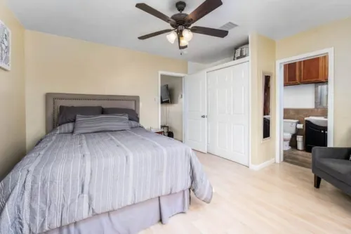 Cozy apt. near LAX, SoFi & Kia Forum
