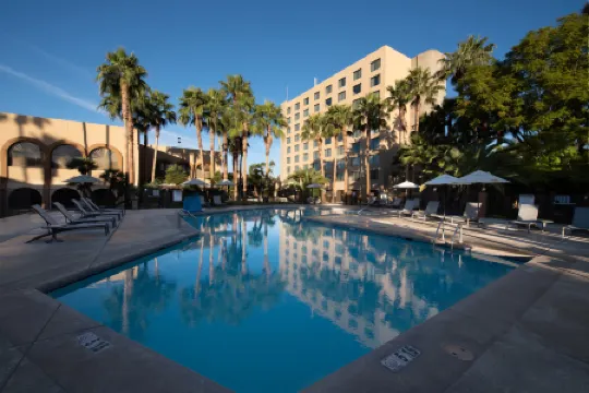 DoubleTree by Hilton Tucson- Reid Park